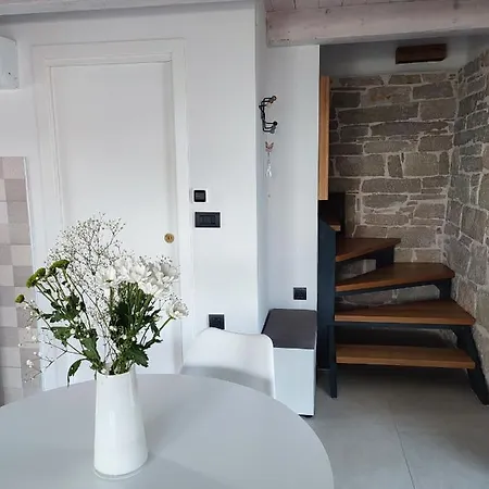 Lita Villa Pazin